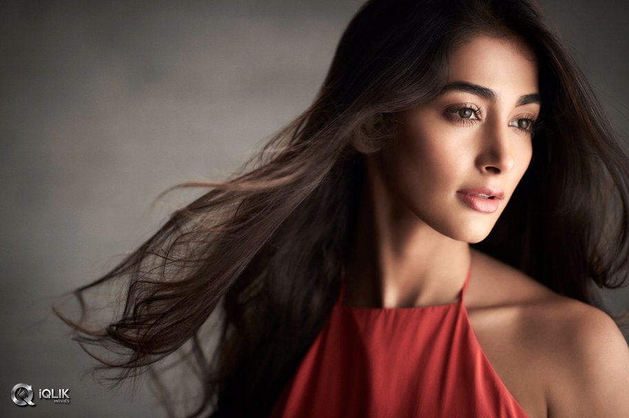 Pooja-Hegde